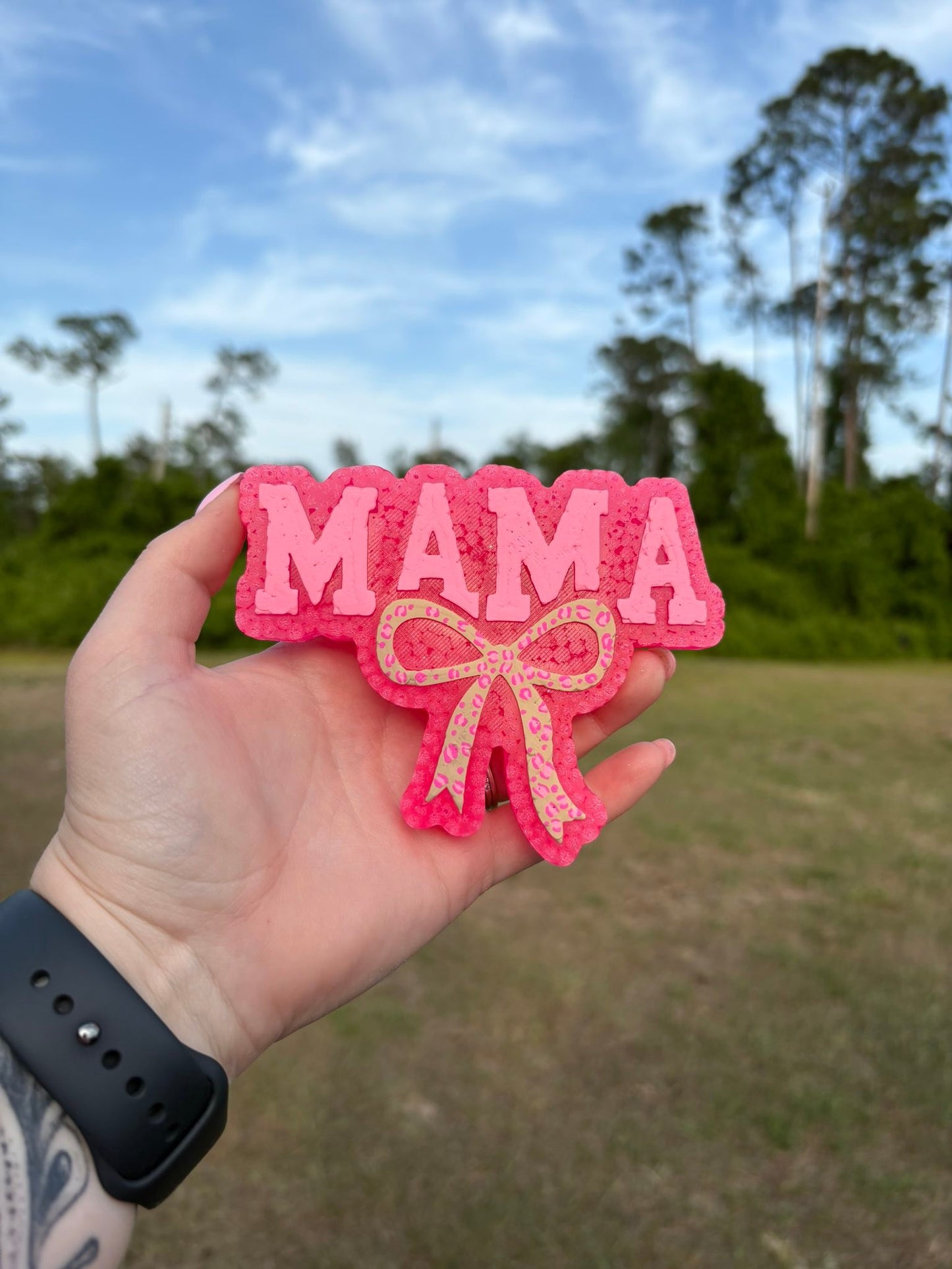 Mama Bow