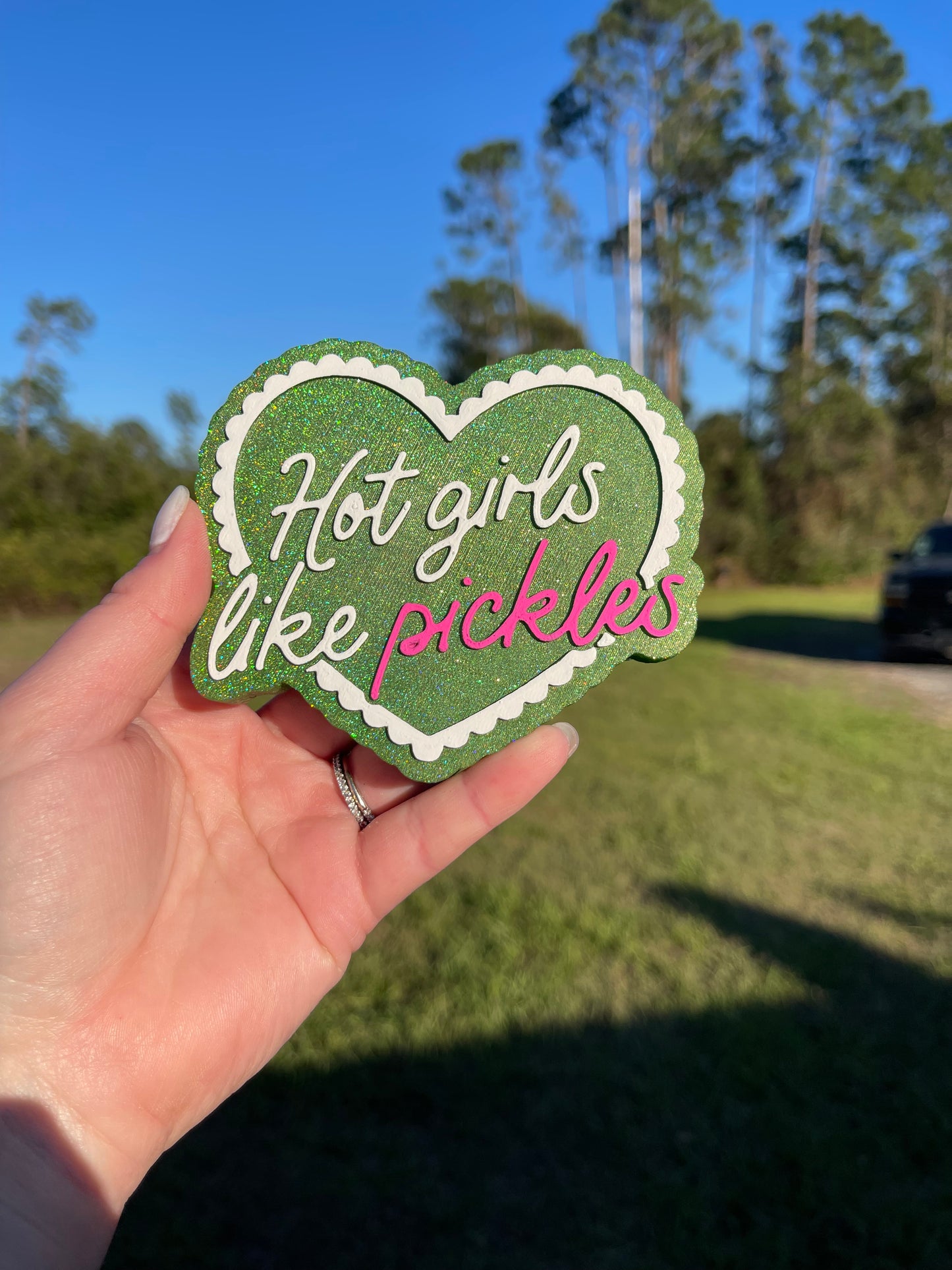 Hot Girls Like Pickles